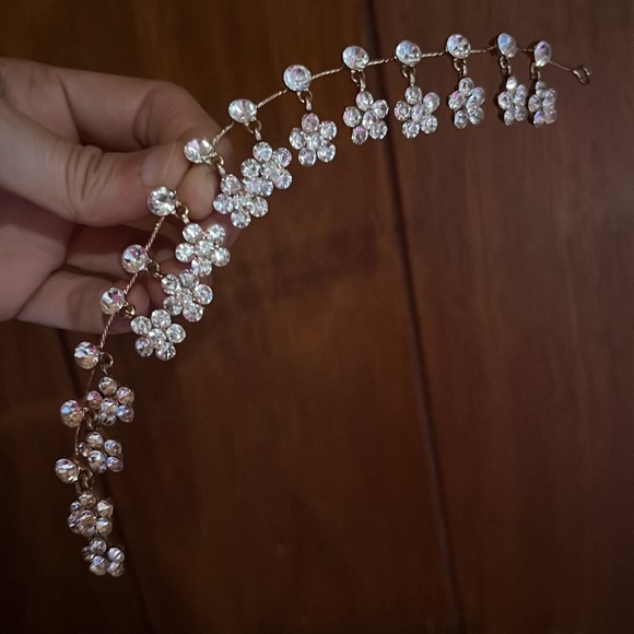 Red dress-macys /Floral Headband. - Picture 11 of 12